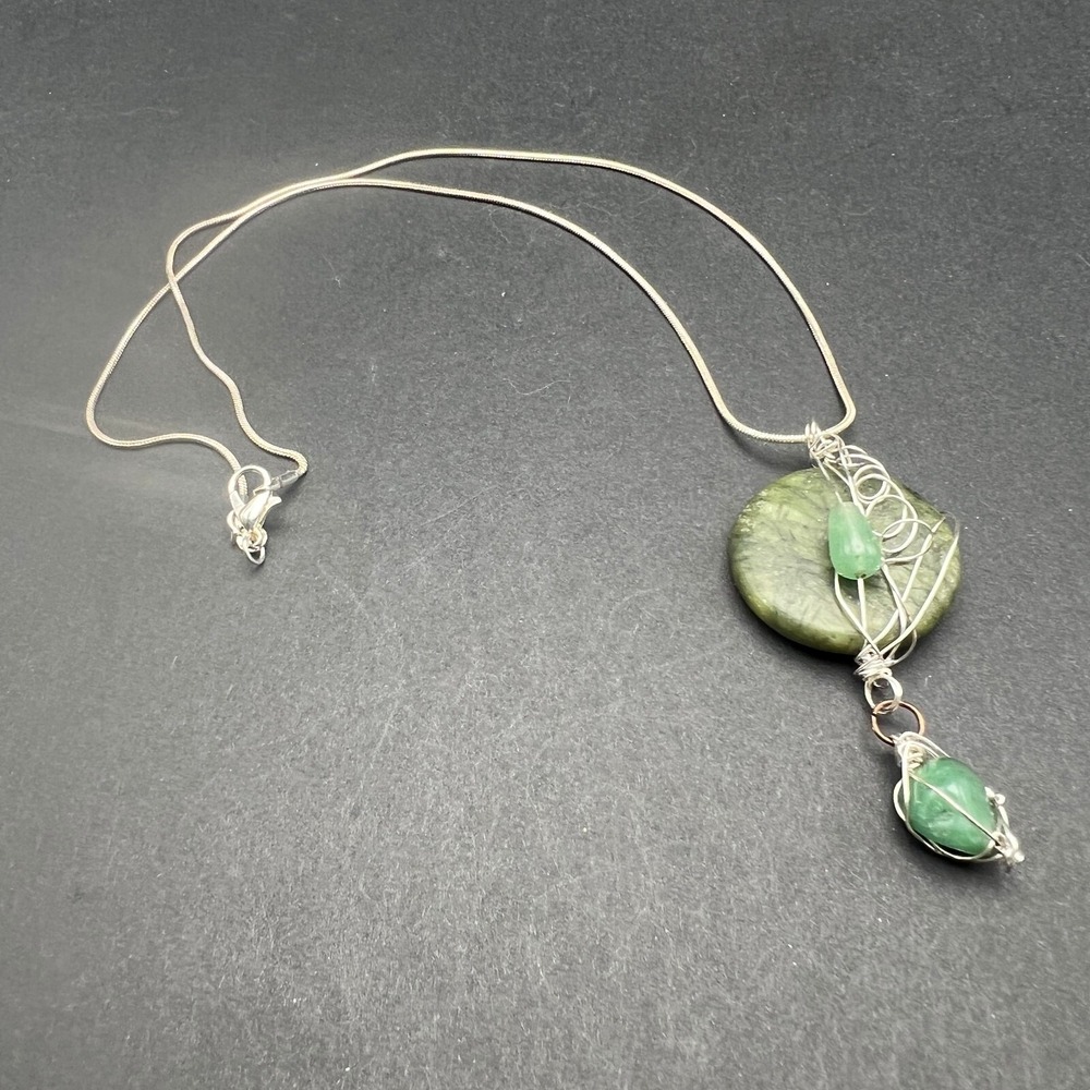 Vintage Handmade Jadeite Necklace Silver Tone Wire Wrapped Dangle Drop Pendant